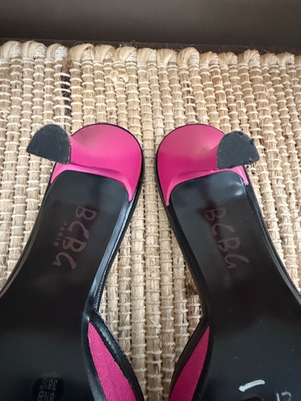 BCBG Paris Fuchsia Hot Pink Floral Pointed Mule Heels Women’s Size 8.5 Y2K - Picture 7 of 8